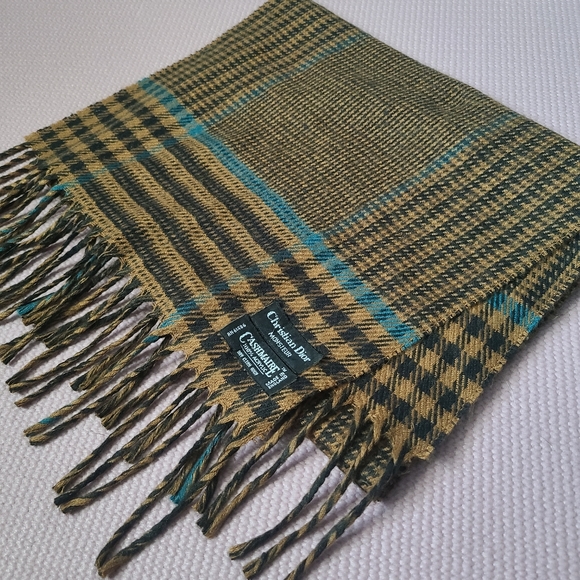 DIOR Cashmere Scarf - Picture 1 of 3